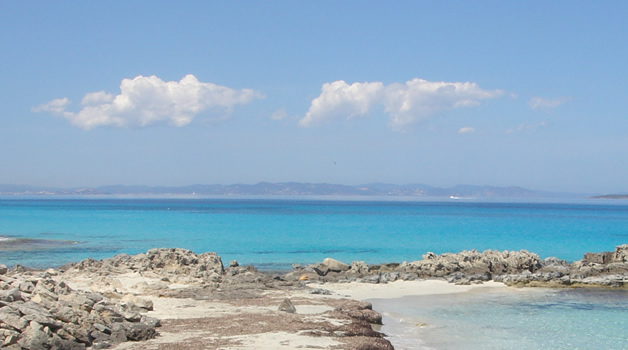 yoga retreats in the balearics